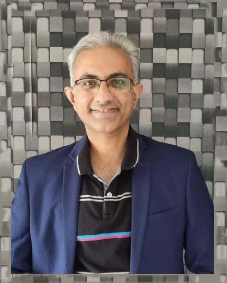 Dr. Manoj Saigal